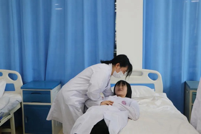 2025凉山轨道交通学校有哪些