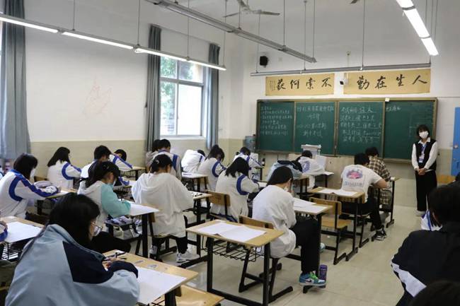 2025年绵阳东辰学校高中招生条件是什么