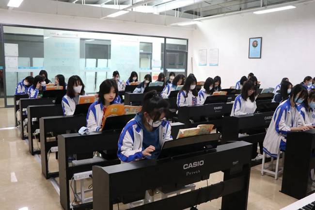 绵阳财经学校2025年报名条件是什么