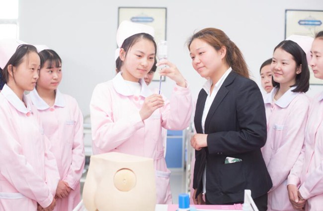 都江堰蒲阳中学招生办电话号码