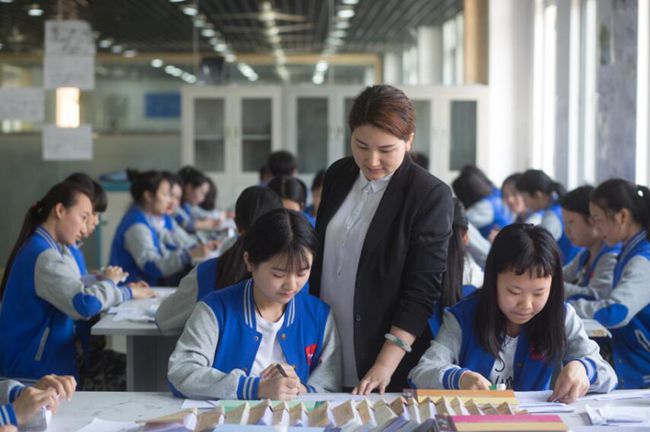 广元宝轮中学2025年招生简章|报名指南