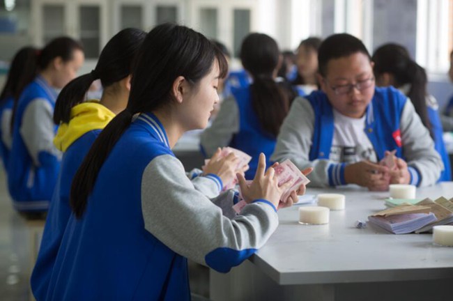 广安市幼儿师范学校宿舍寝室住宿条件及食堂环境好不好