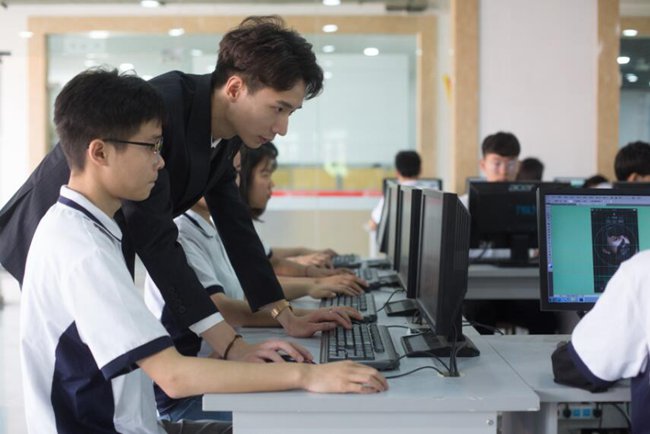 2025年成都市华阳中学学费是多少