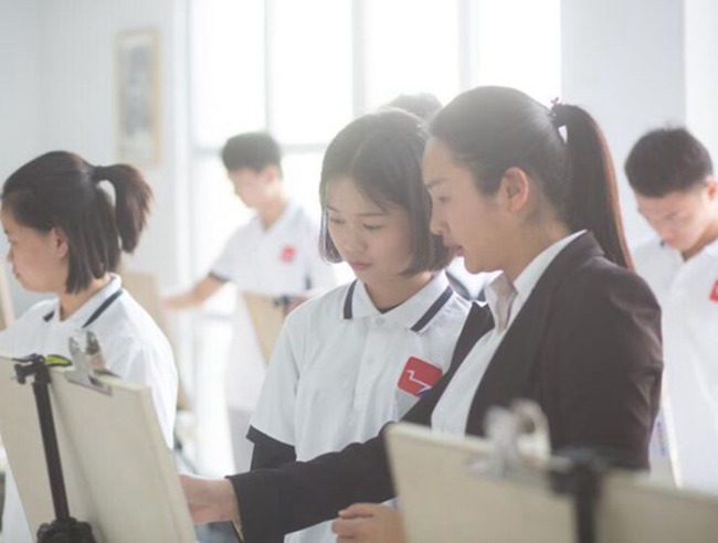 内江铁路中学2025年招生计划